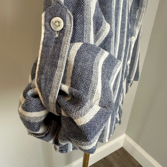 Anthropology Cloth & Stone Navy and White Striped Button Down Shirt XS - Picture 2 of 10